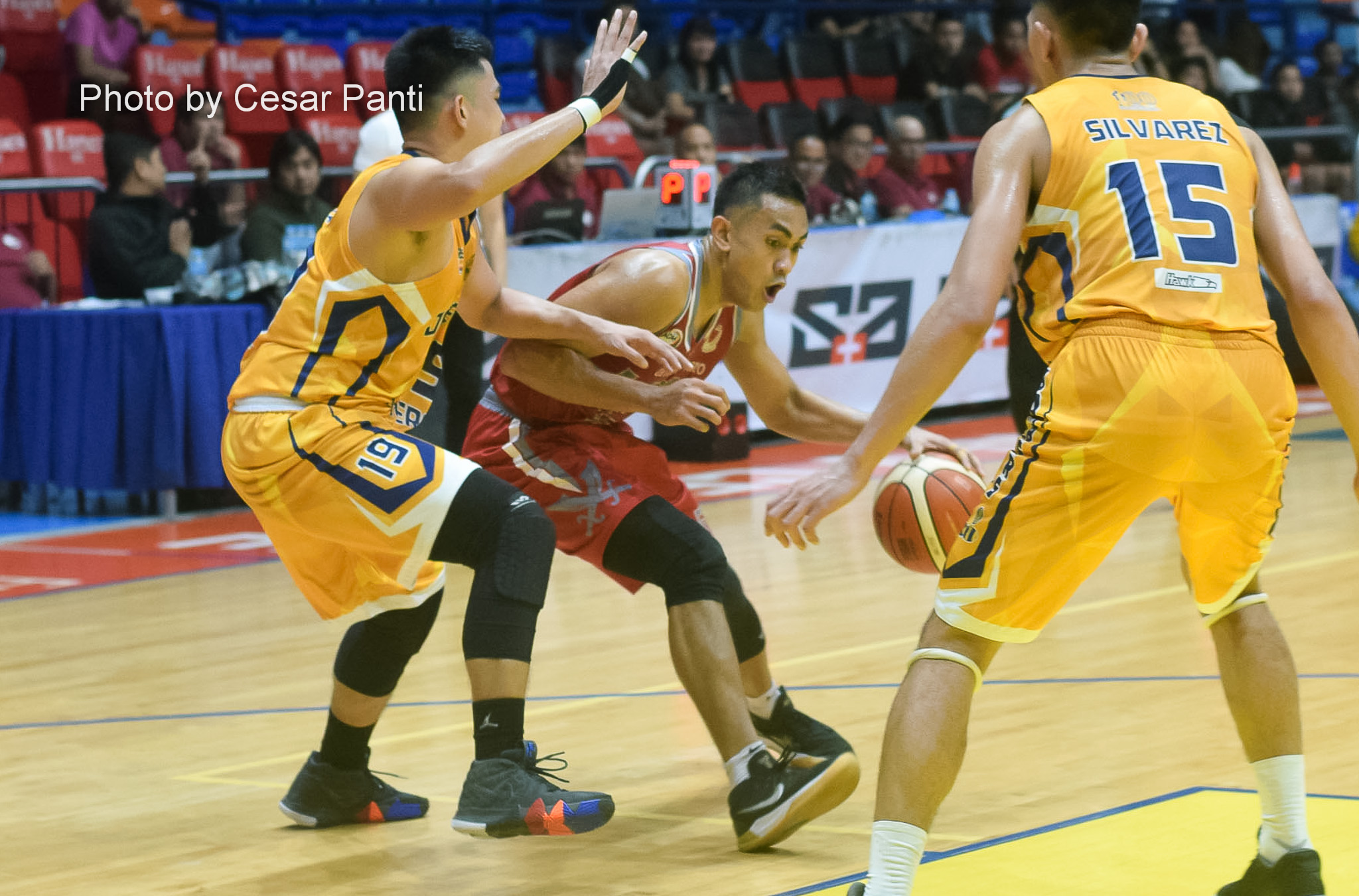 Lyceum escapes JRU, keeps perfect record