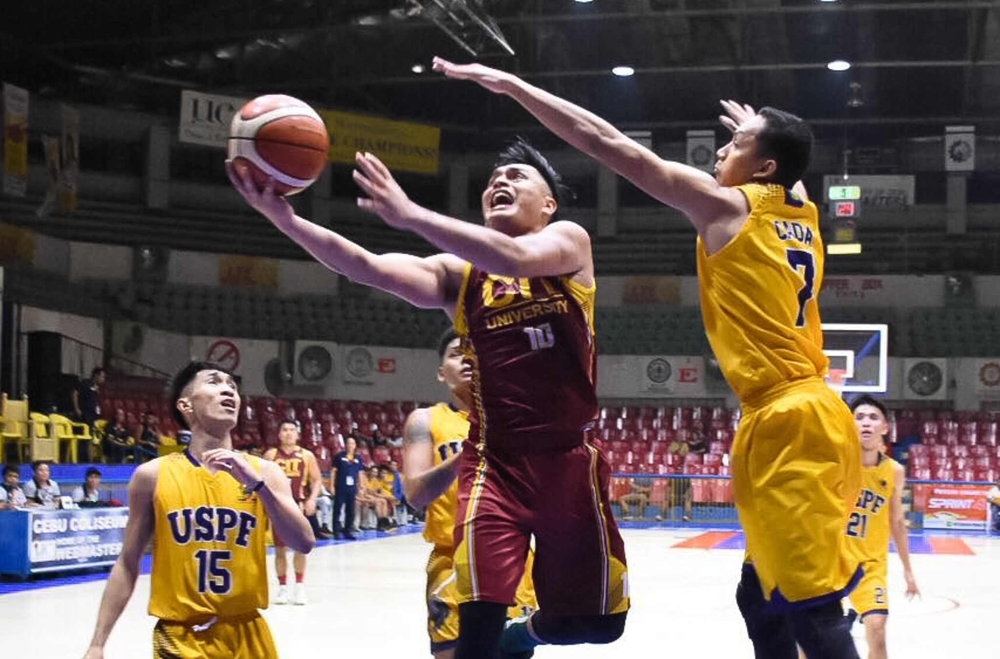 UV, USPF start strong in 2nd round of Cesafi men’s caging