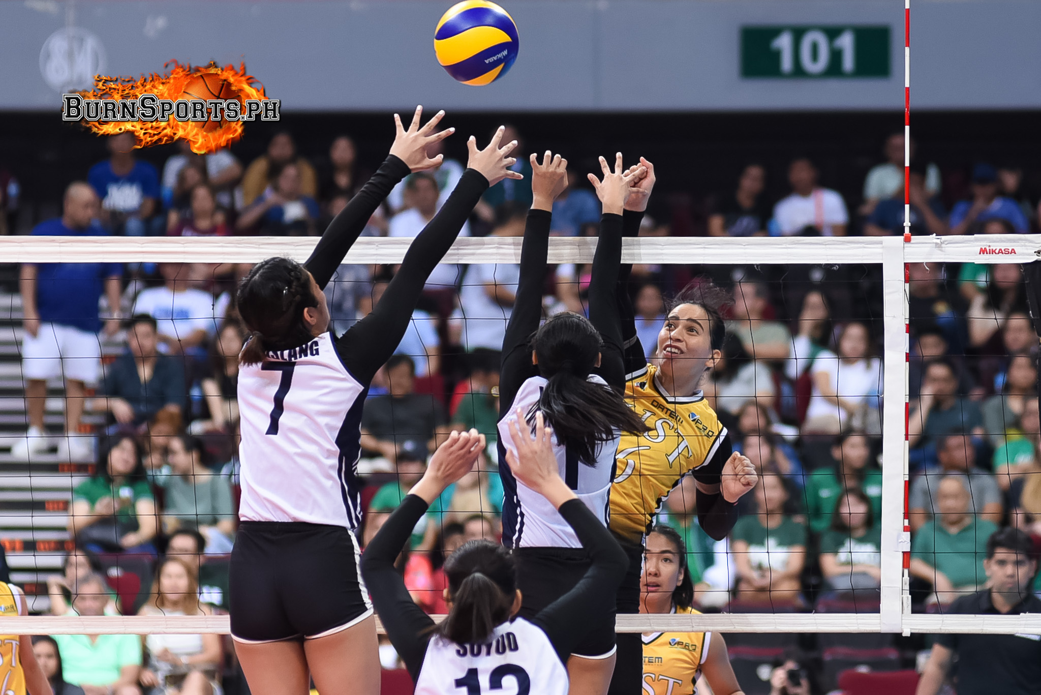 UST shrugs off midway meltdown, outlasts Adamson