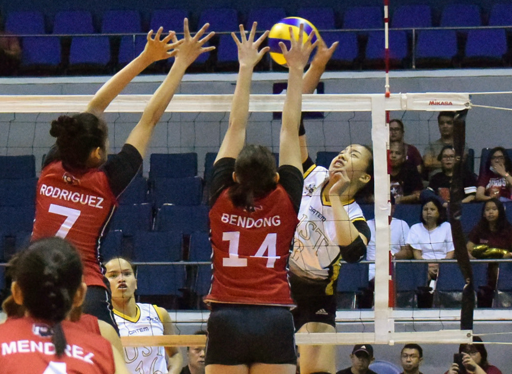 UST thrashes UE, zeroes in on Final Four slot