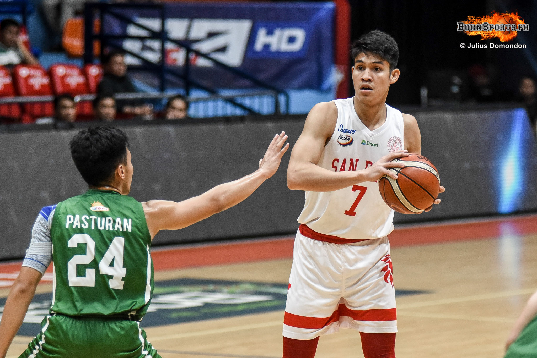 Reigning champs Red Lions edge Blazers to stay unbeaten