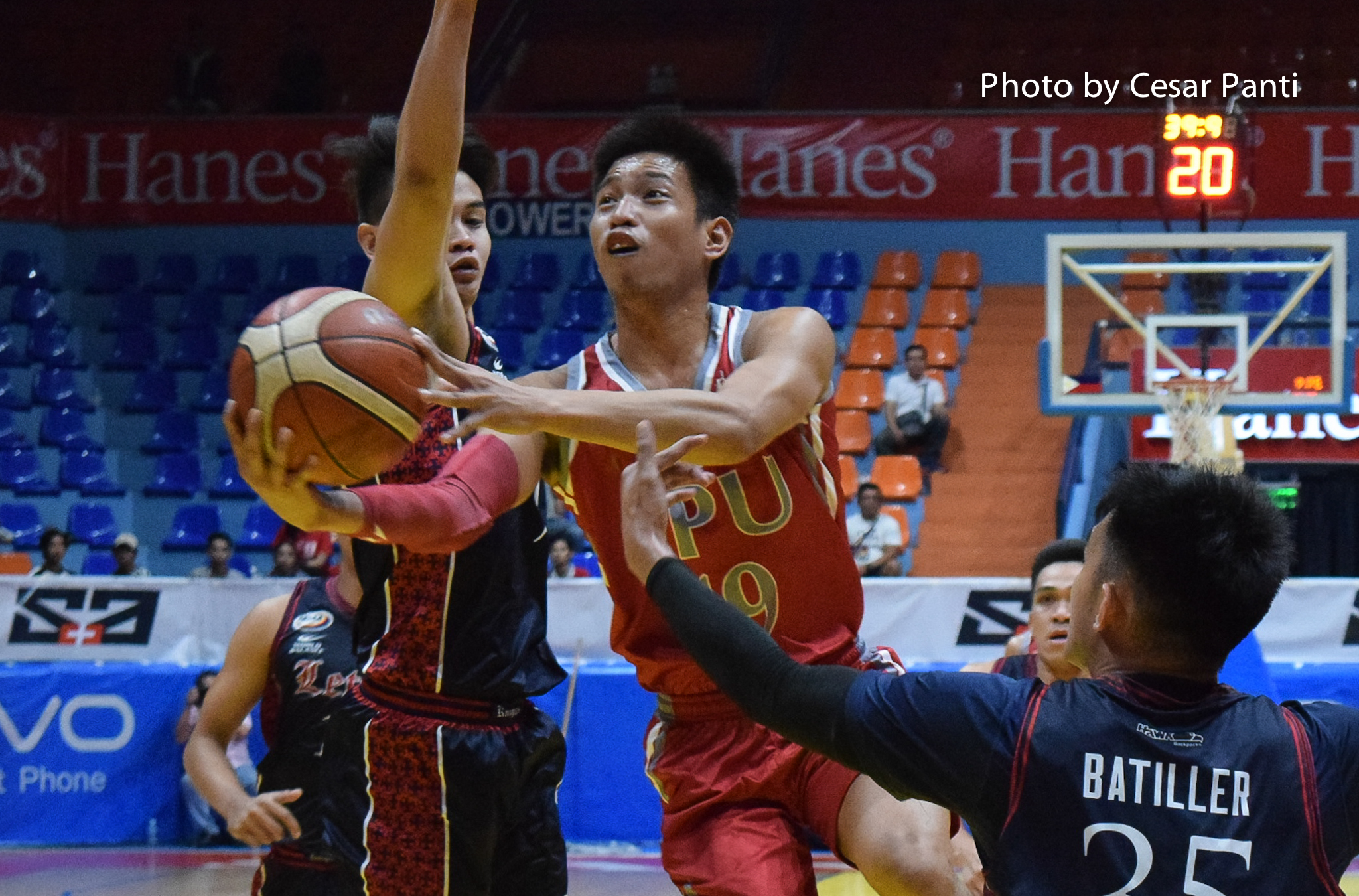 Jaycee Marcelino takes charge in 4th as Lyceum downs Letran